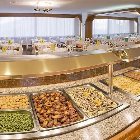 Ght水族馆及spa酒店 4* 滨海略雷特